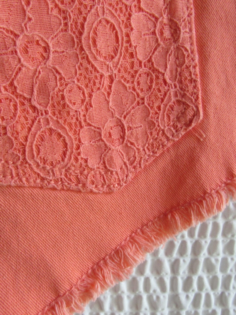 Lace Overlay Denim Shorts Women’s 5 30" Low Rise Coral Cutoff Daisy Dukes Kiss